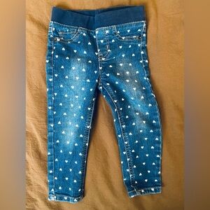 2T Cat & Jack Blue and white heart print toddler girl jeans.